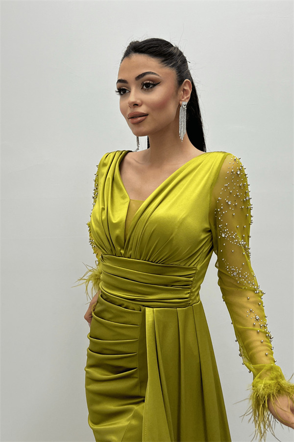 Saten Kumaş Kolları Otrişli Boncuk Detaylı Balık Elbise - YEŞİL - 4