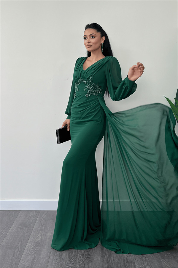 Şifon Kumaş Boncuk İşlemeli Şal Detaylı Abiye Elbise - ZÜMRÜT YEŞİL - 2