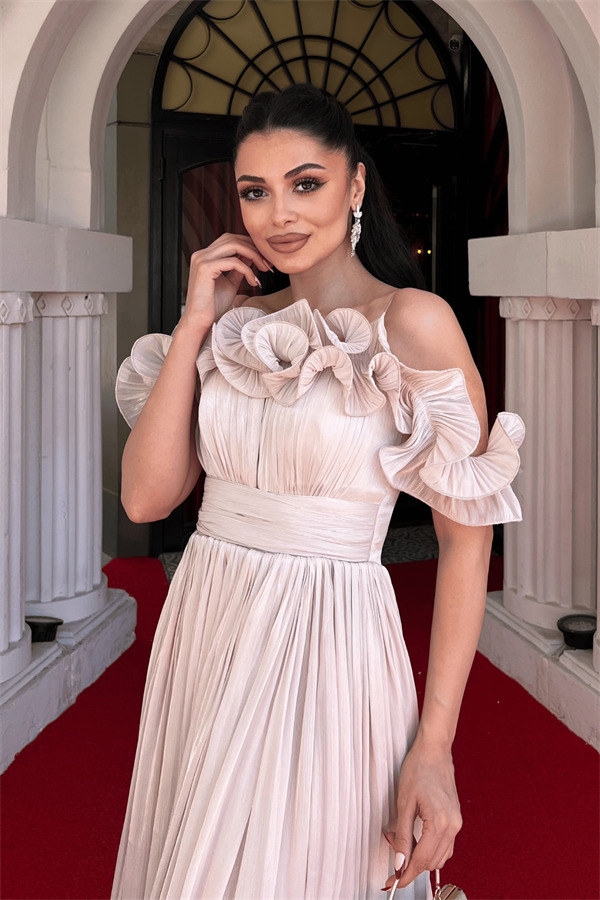 Şifon Kumaş Volan Detaylı Midi Elbise - BEJ - 3