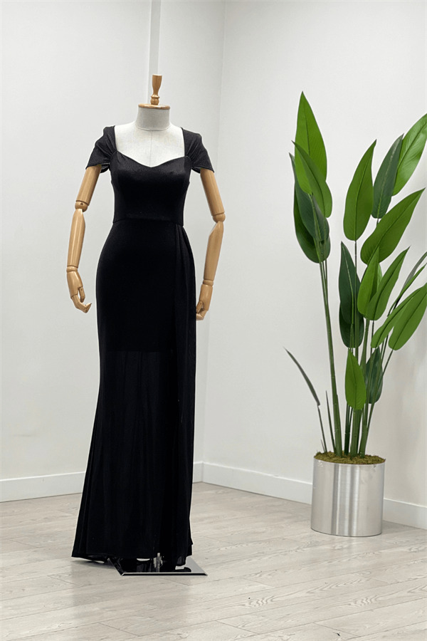 Simli Kumaş Omu Büzgülü Uzun Elbise - SİYAH - 2