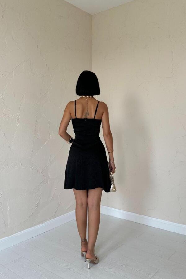 Siyah Jakarlı Asimetrik Elbise - 4