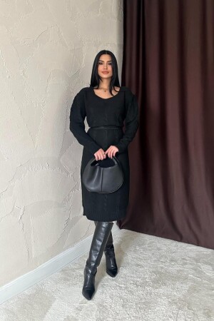 Siyah Kemerli Triko Elbise - 1