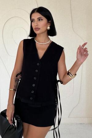 Siyah Yanları Bağcıklı Yelek - ANGELINO BuyukBedeniz