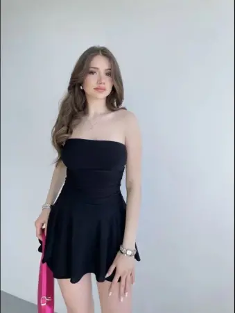 Straplez Mini Etek Görünümlü Şortlu Elbise Büzgülü Şık Yazlık - Siyah - 3