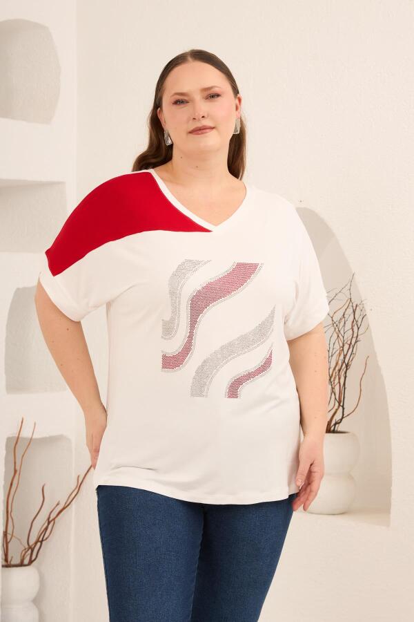 Taş Baskılı Büyük Beden Garnili Tişört Ekrukırmızı - 1