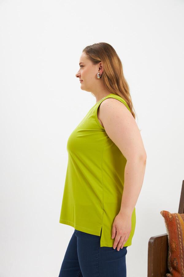 Taş Detaylı Büyük Beden Kolsuz Bluz Oliv - 2