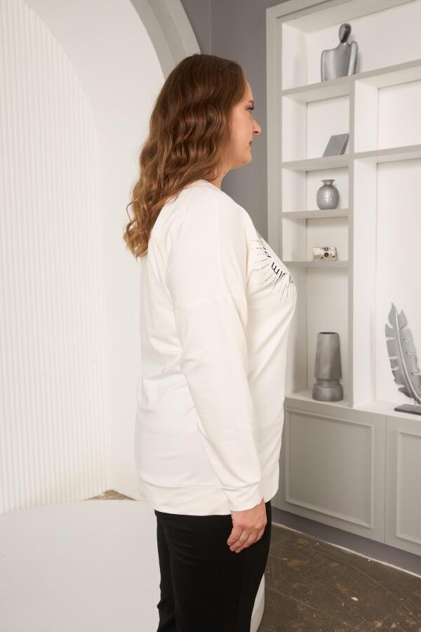 Taş Ve Nakışlı Büyük Beden Sweatshirt Beyaz - 3