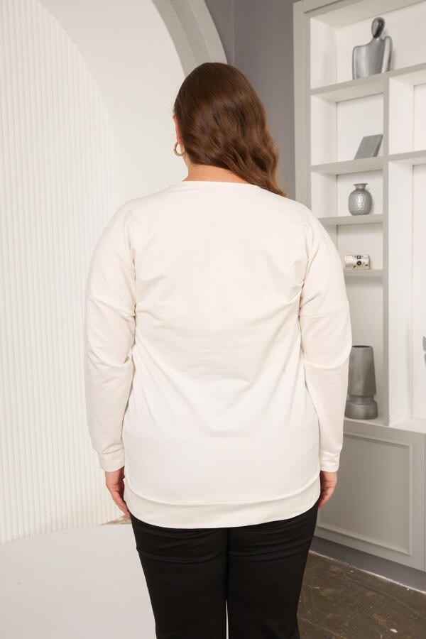 Taş Ve Nakışlı Büyük Beden Sweatshirt Beyaz - 4