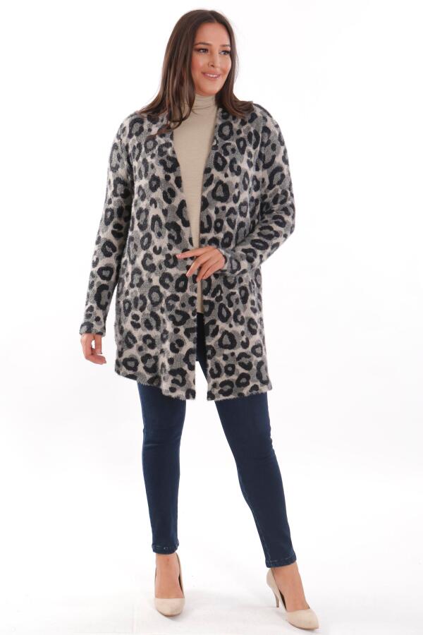 Trend42plus Büyük Beden Gri Leopar Desenli Hırka - 4