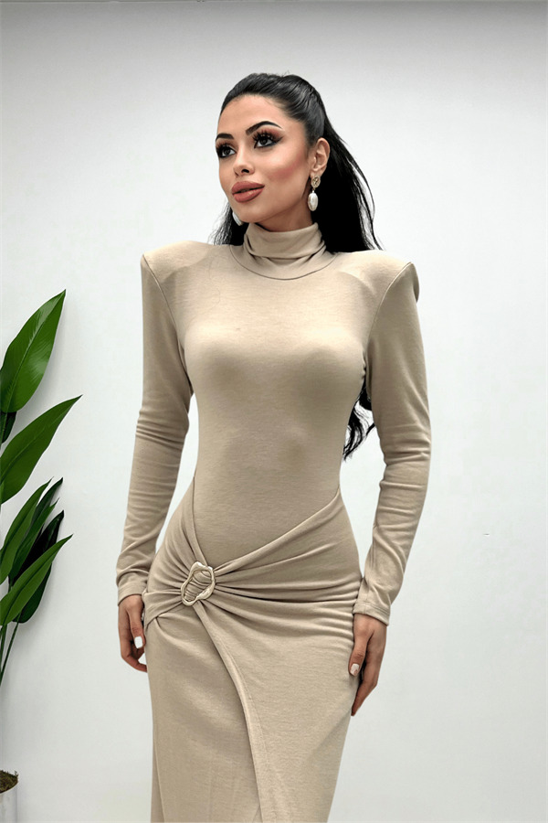 Triko Kumaş Eteği Toka Detaylı Elbise - KREM - 3