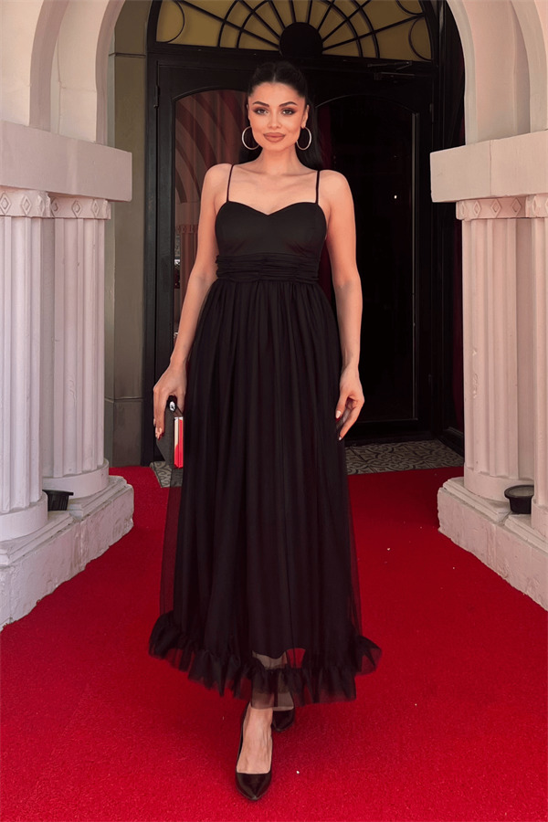 Tül Kumaş Büzgü Detaylı Elbise - SİYAH - 1