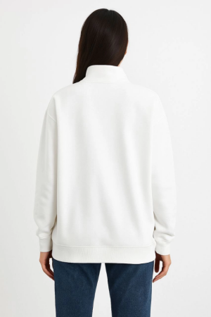 Üç İplik Dık Yaka Yarım Fermuarlı SweatShirt - Beyaz - ANGELINO BuyukBedeniz (1)