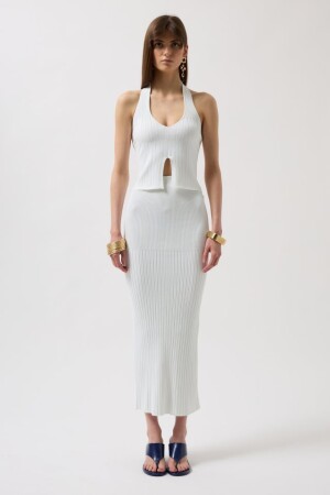 V Detay Dokulu Crop Bluz - 2