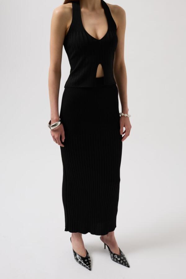 V Detay Dokulu Crop Bluz - 4