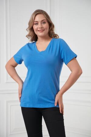 V Yaka Büyük Beden Saks Tişört - RMG