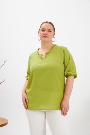 Volanlı V Yaka Kısa Kol Kadın Bluz Oliv - RMG