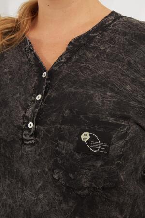 Yaka Arma Detaylı Büyük Beden Yıkamalı Bluz Siyah - RMG (1)