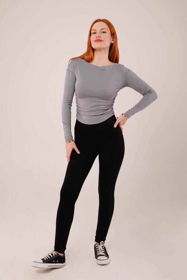 Yaka Detay Uzun Kollu Basic Gri Bluz - 2