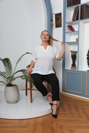 Yaka Taş İşlemeli Büyük Beden Ekru Bluz - 5