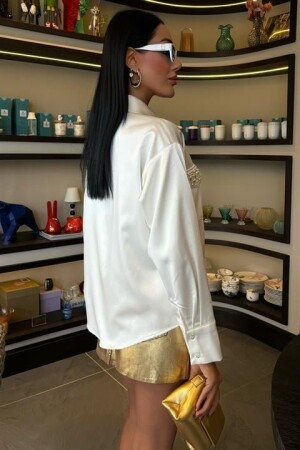 Yaka Ve Cep İnci Taşlı Saten Gömlek 3423 - 5