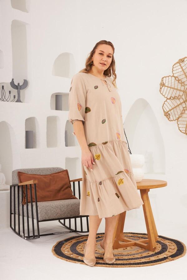 Yaka ve Nakış Detay Büyük Beden Elbise Vizon - 2