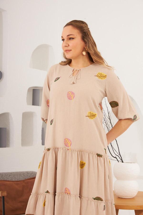 Yaka ve Nakış Detay Büyük Beden Elbise Vizon - 7