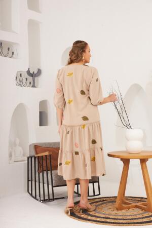 Yaka ve Nakış Detay Büyük Beden Elbise Vizon - 9