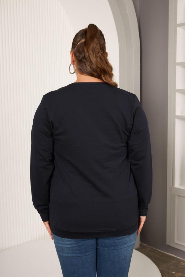 Yaka Zincir Detaylı Büyük Beden Sweatshirt Lacivert - 5