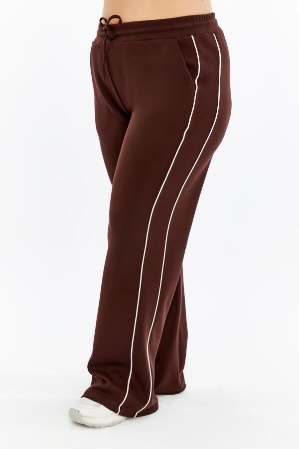 Yanları Çift Şeritli Beli Lastikli Büyük Beden Eşofman Altı Kahve - 5