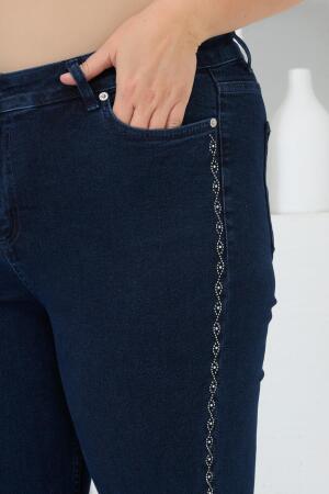 Yanları Taş Baskılı Büyük Beden Kot Pantolon Lacivert - RMG (1)