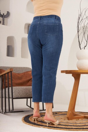 Yanları Taş Detaylı Büyük Beden Lacivert Kot Pantolon - 4