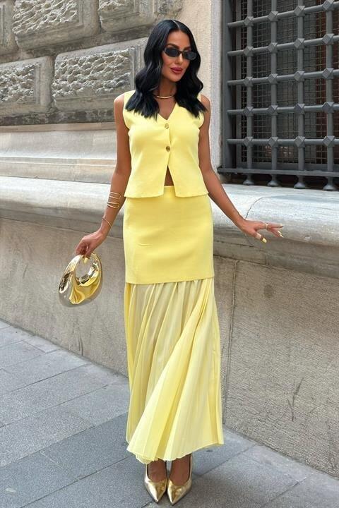 Yelekli Ve Pilise Etekli Triko Takım 10001 - 1