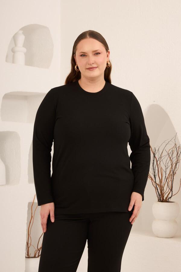 Yırtmaç Detaylı Bisiklet Yaka Kadın Büyük Beden Basic Triko Siyah - 1