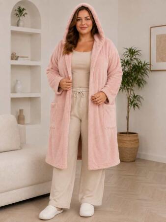 Yumuşacık Kapşonlu Welsoft Bornoz – Peluş, Sıcak Tutan, Kuşaklı Ev Sabahlığı Pudra - Angelino Butik